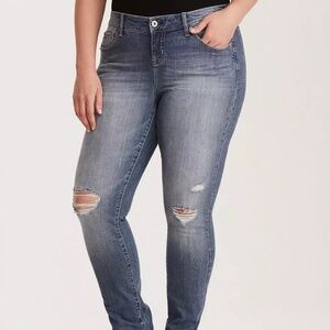 Torrid Premium Distressed Skinny Jean Size 14